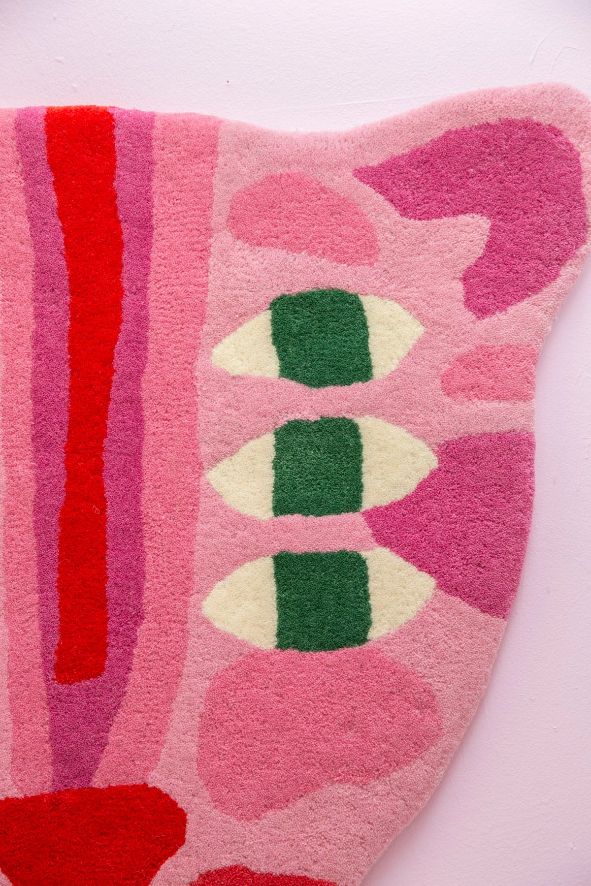 The Protector / tufted rug / pink & red