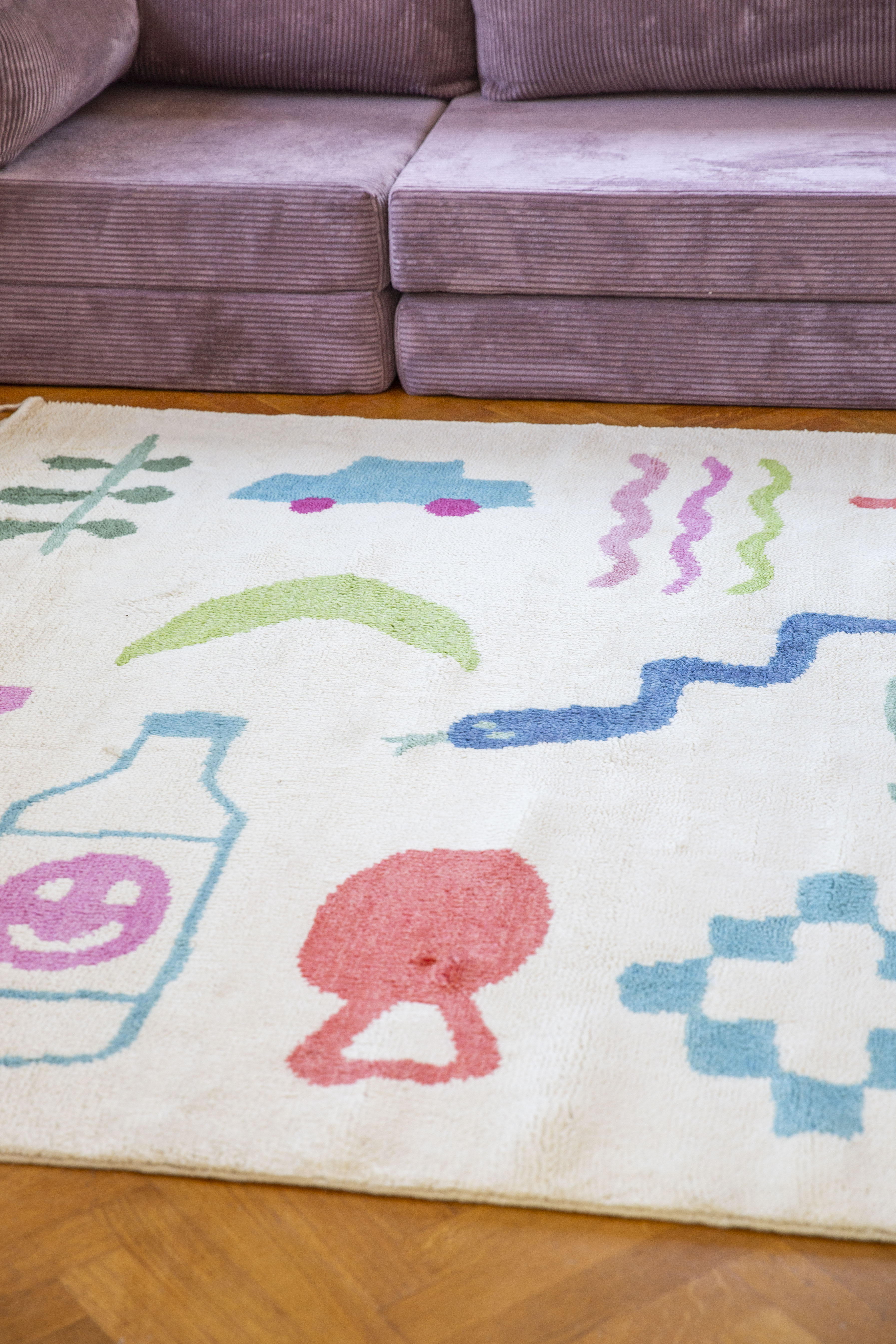 Everyday Magic wool rug / XL