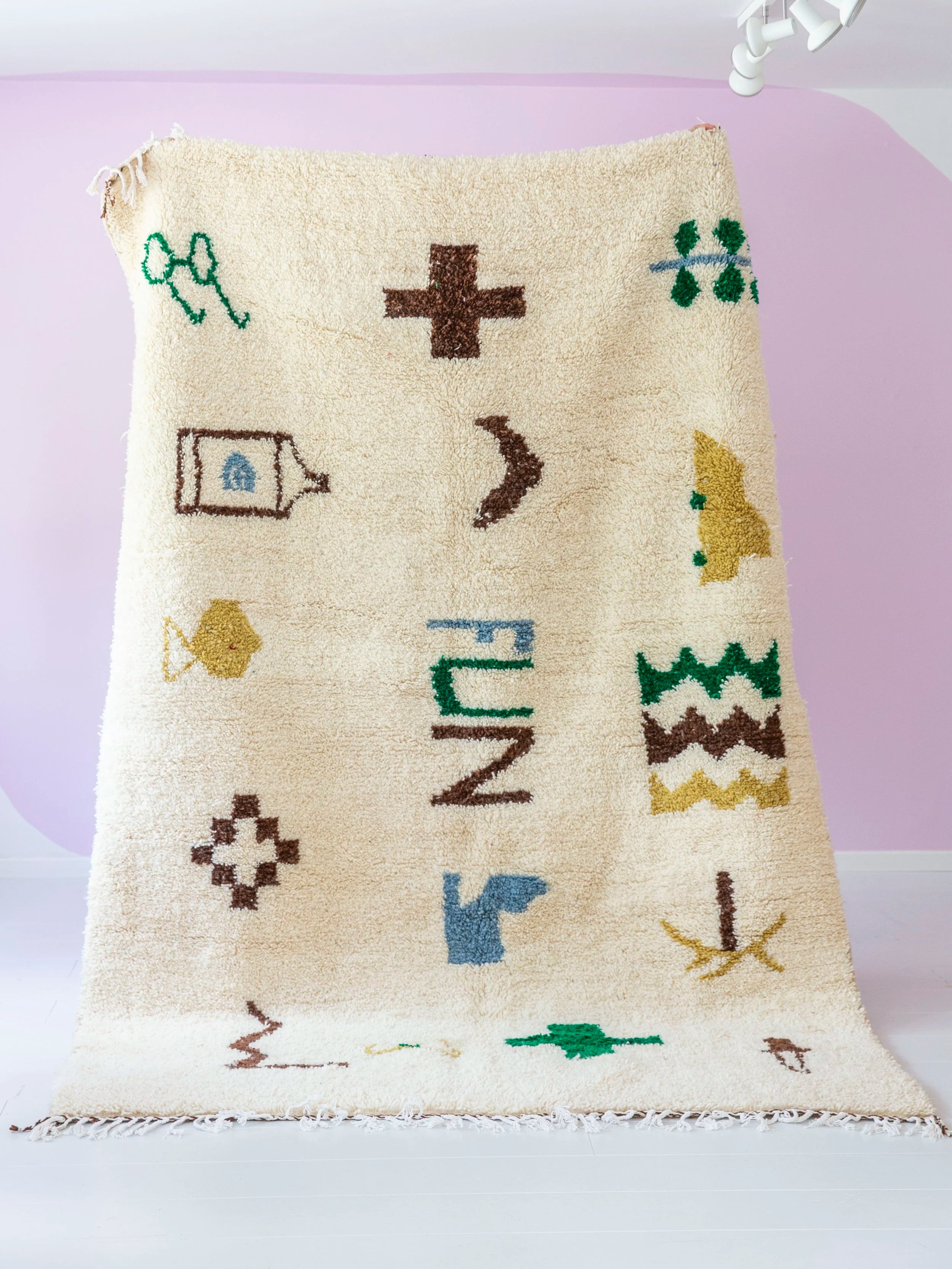 Symbols of fun / brown / wool rug XL