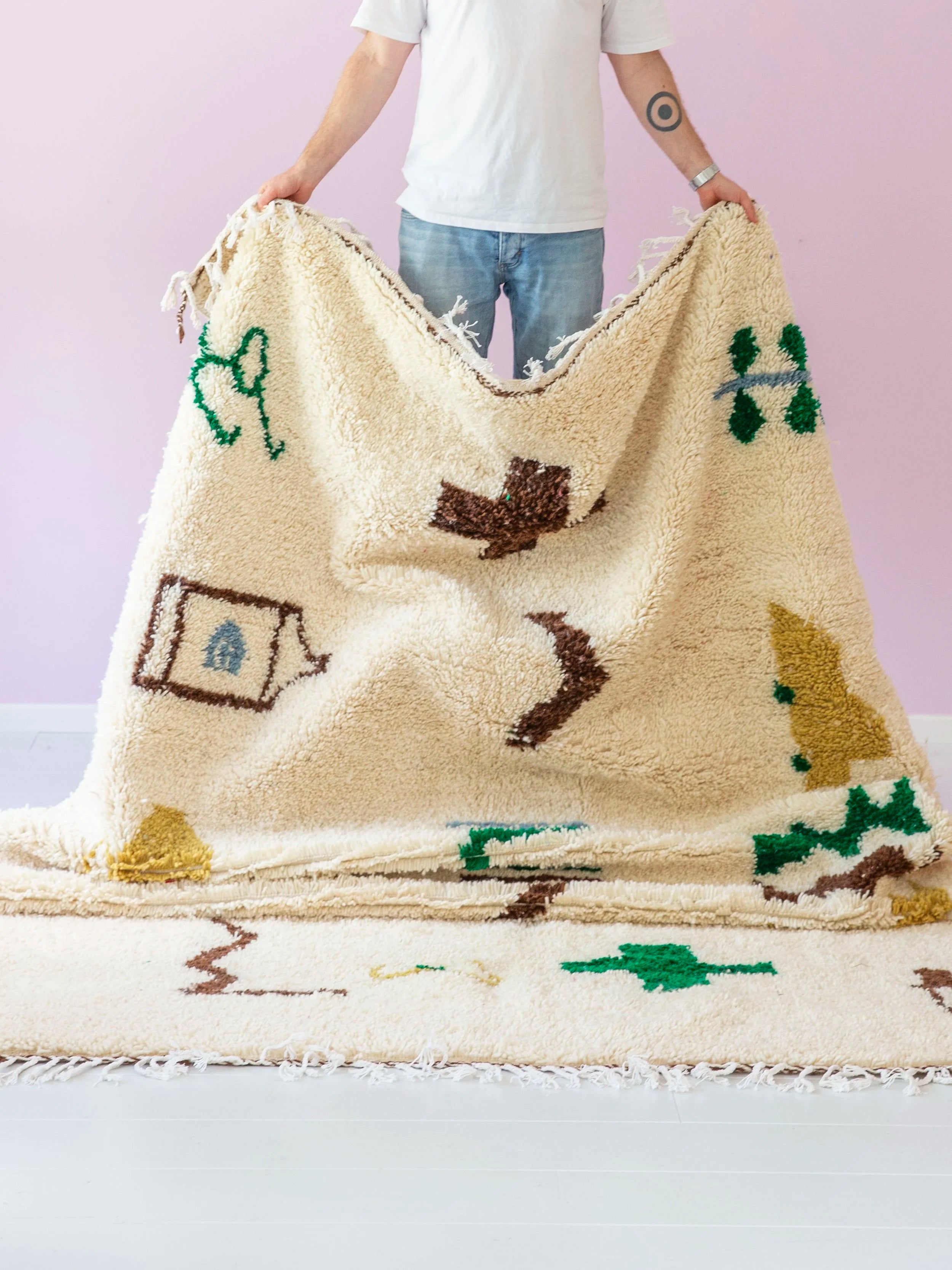 Symbols of fun / brown / wool rug XL