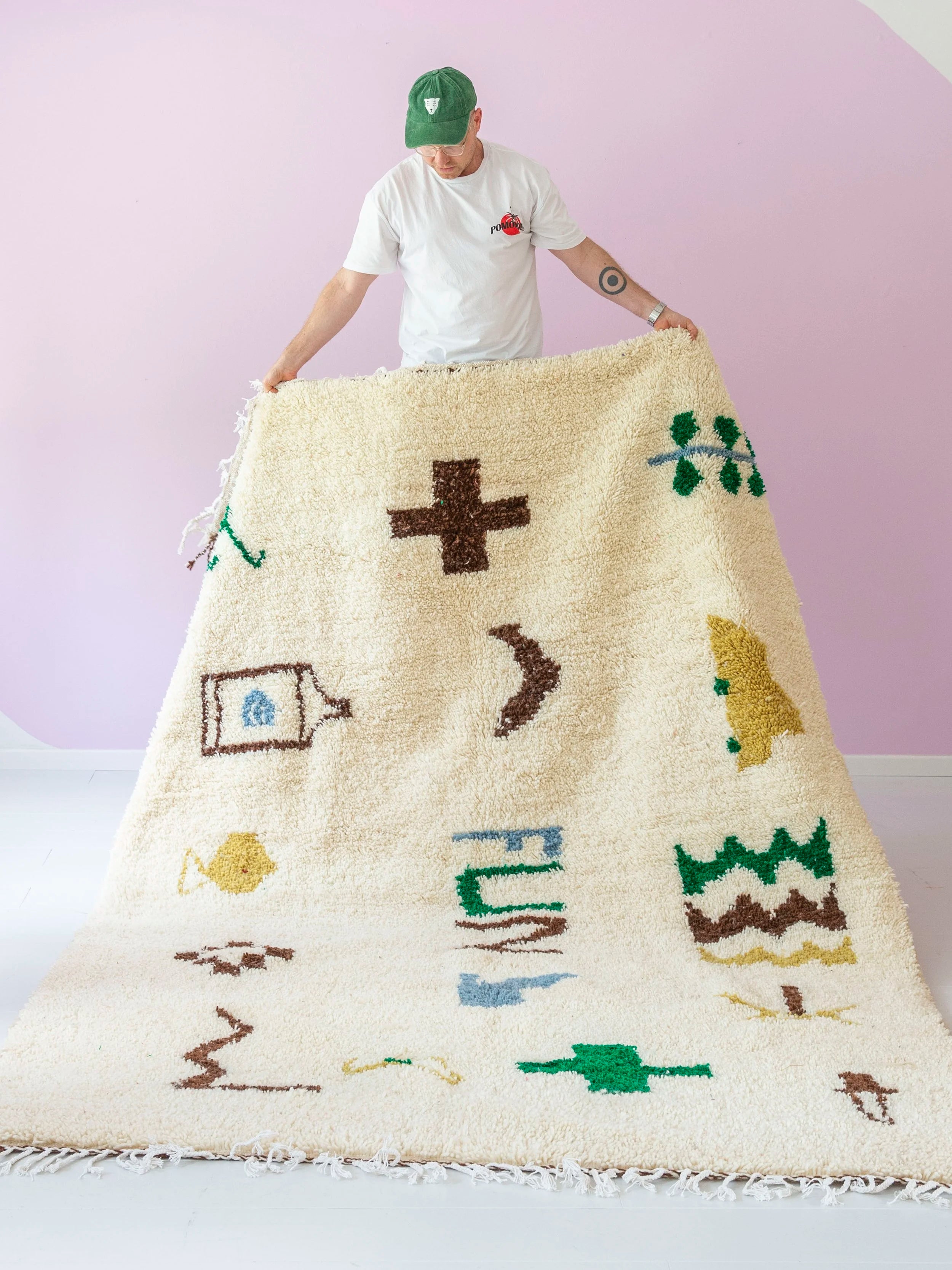 Symbols of fun / brown / wool rug XL