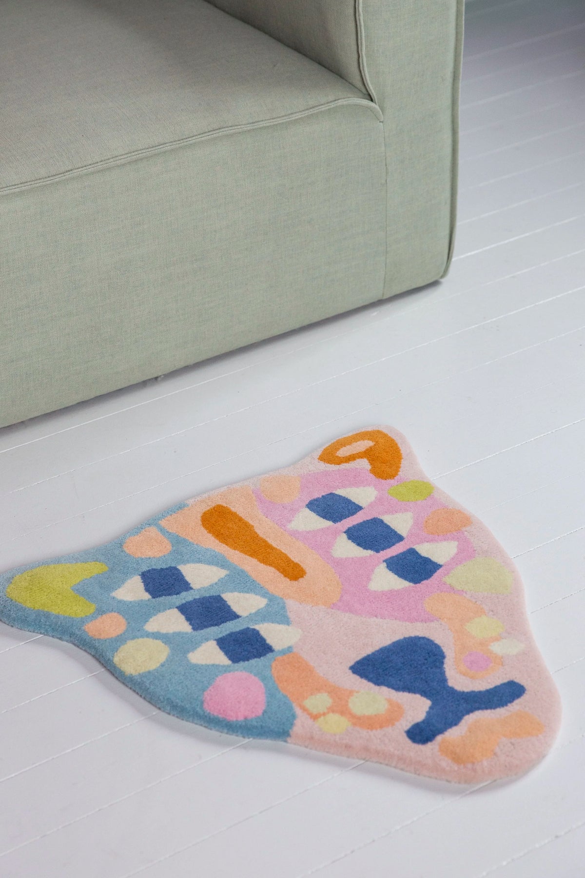 The Protector / tufted rug