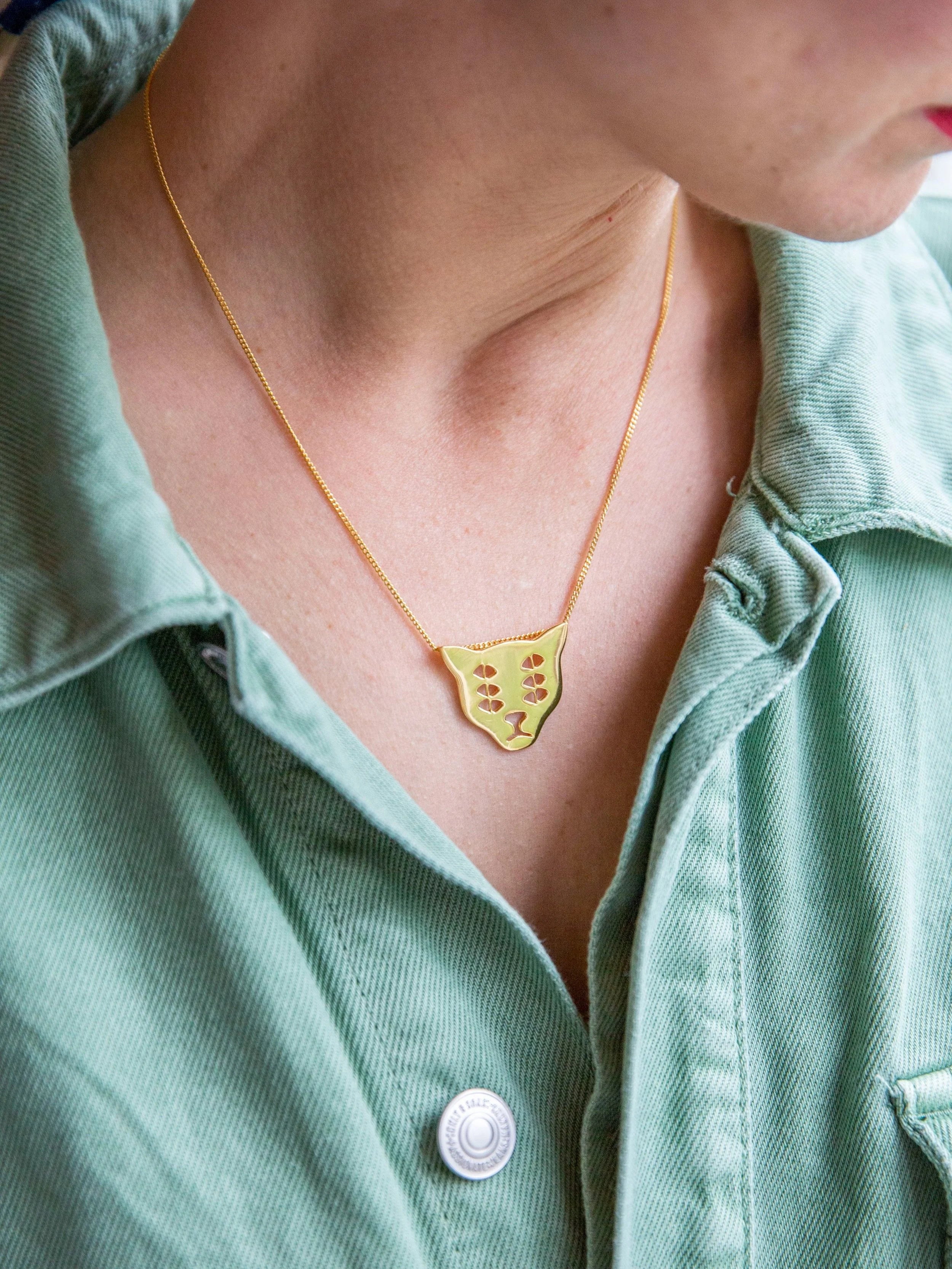 The Protector / gold