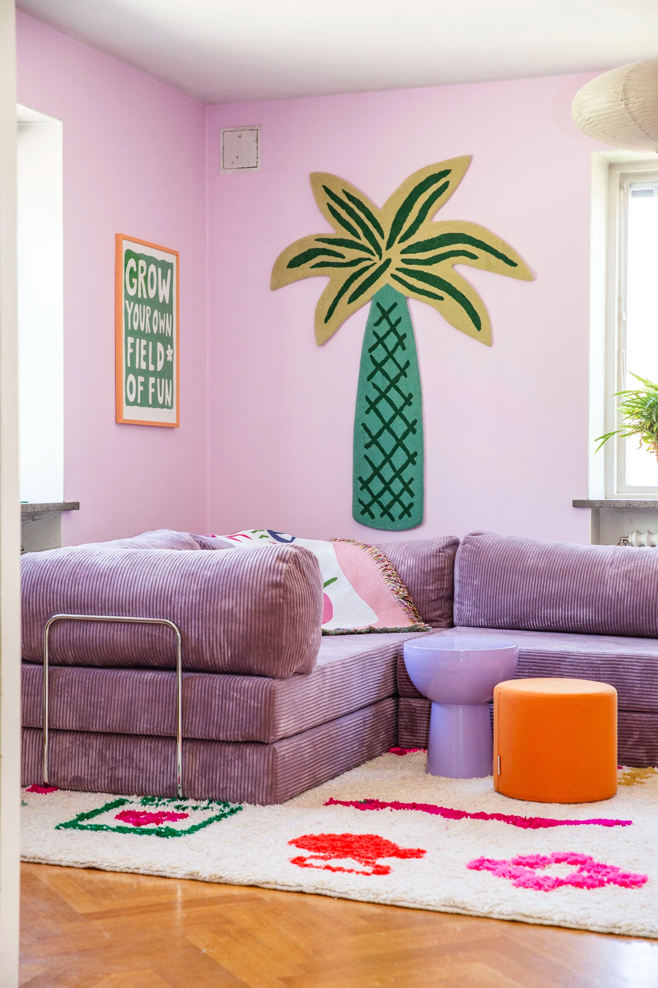 Palm tree / tufted rug /green