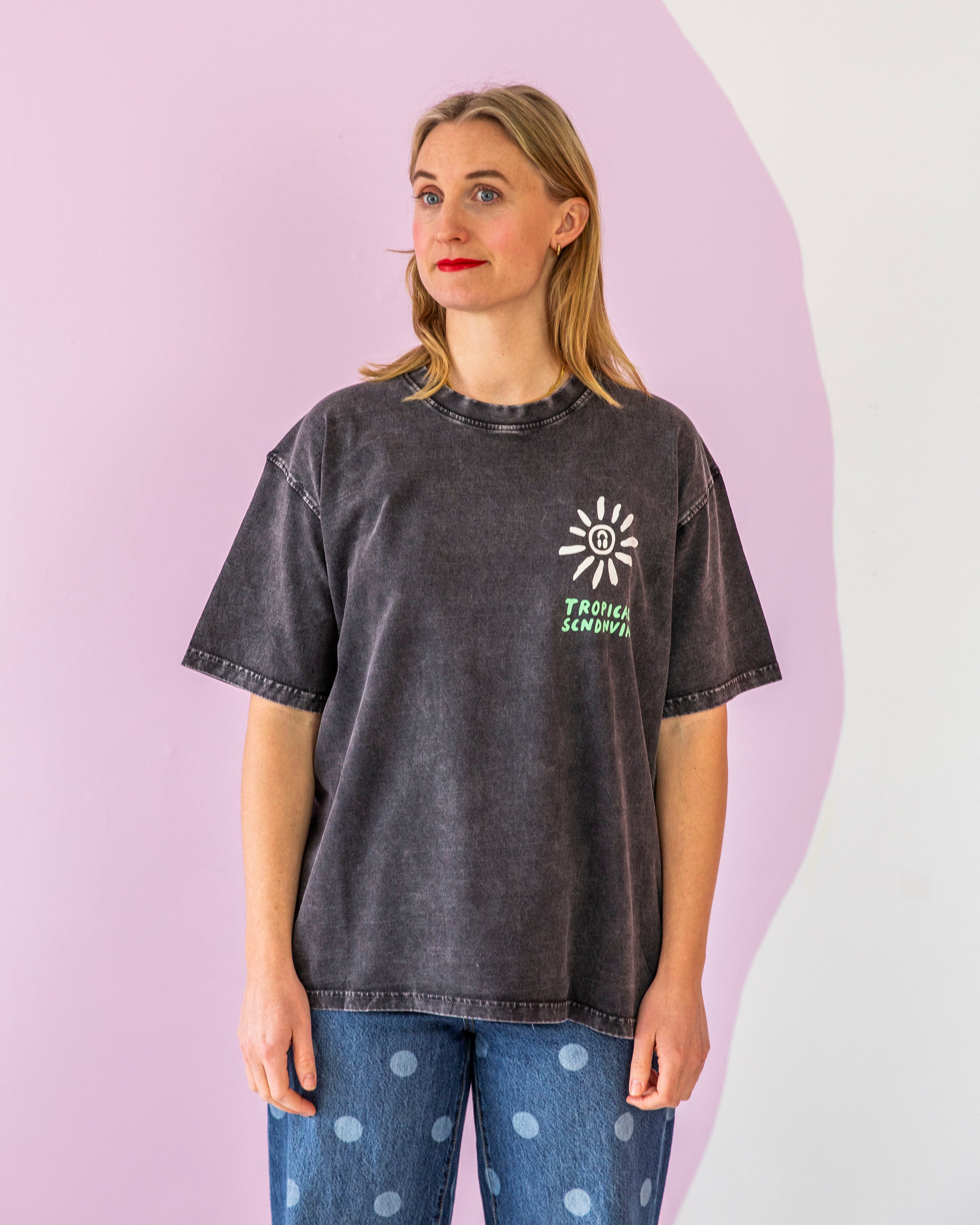 Smooth East t-shirt acid black