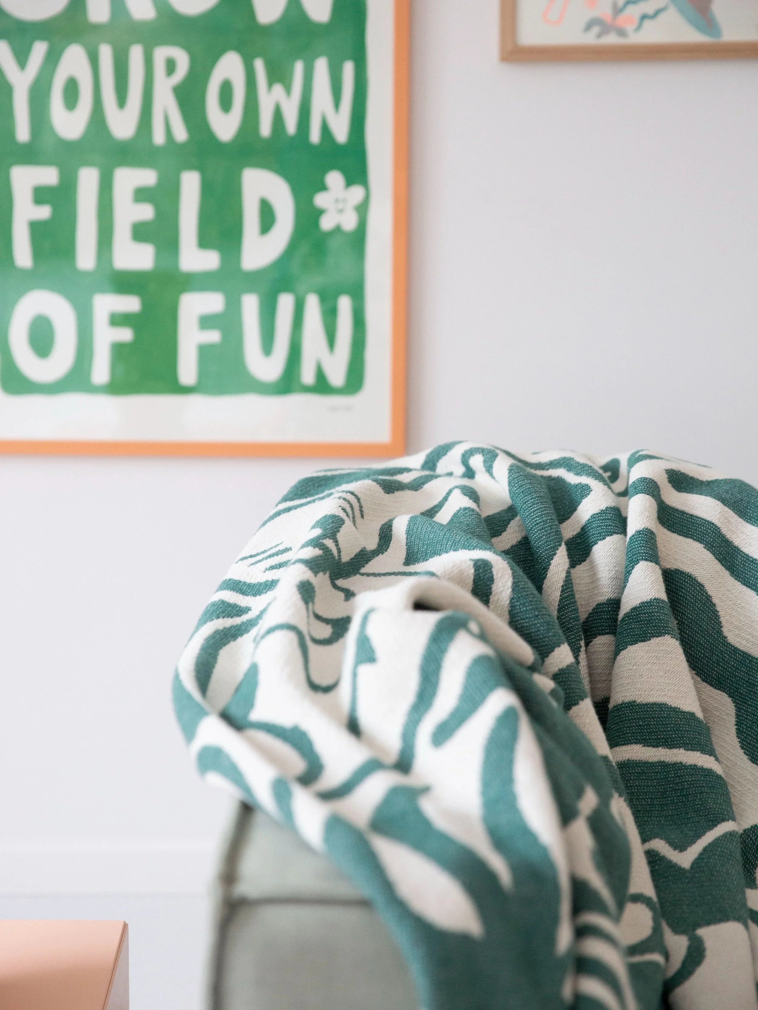 Self Care Club / cotton blanket / green