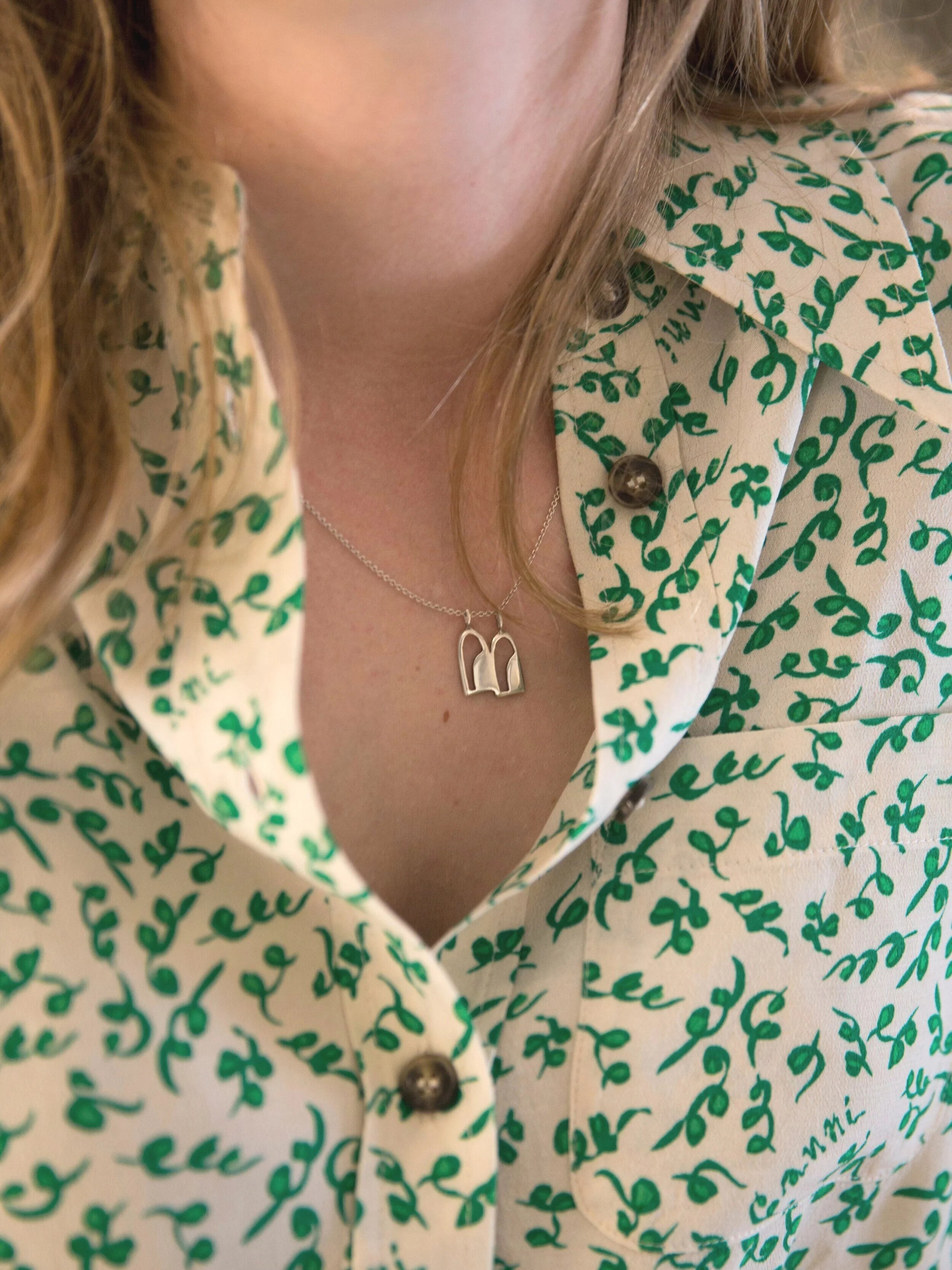 Eye silver necklace