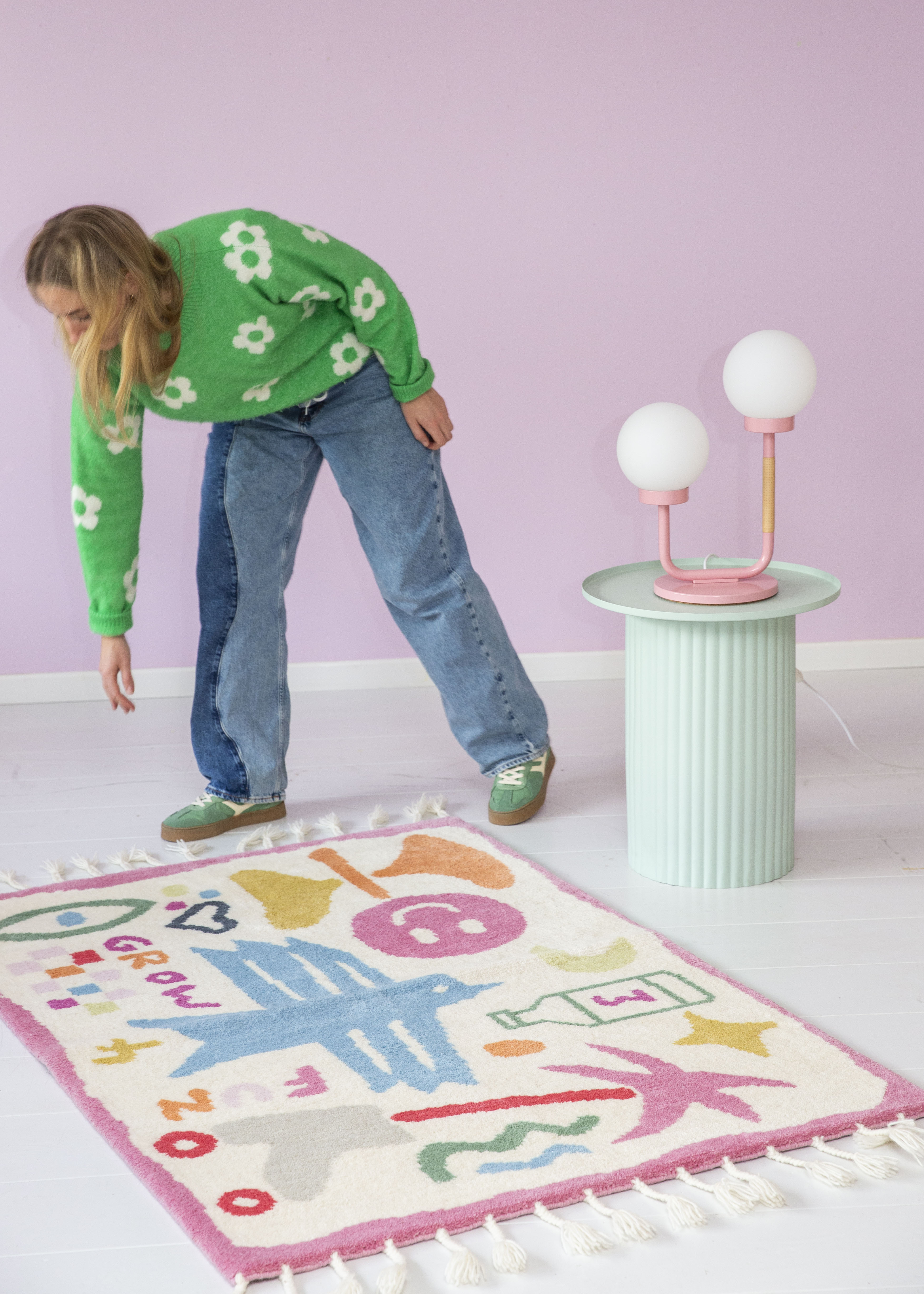 Grow with the flow / wool rug small