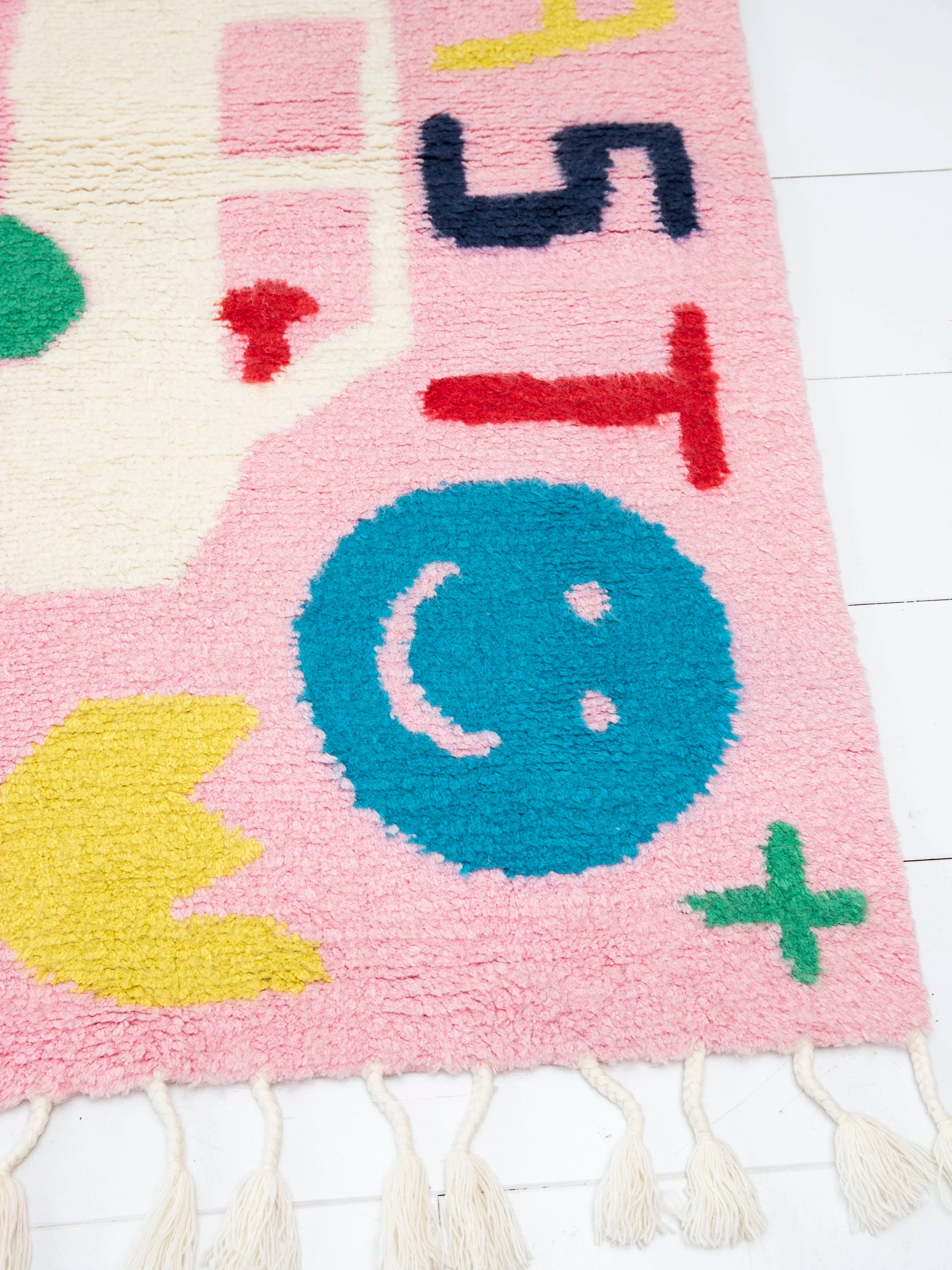 Fast Forward / wool rug small