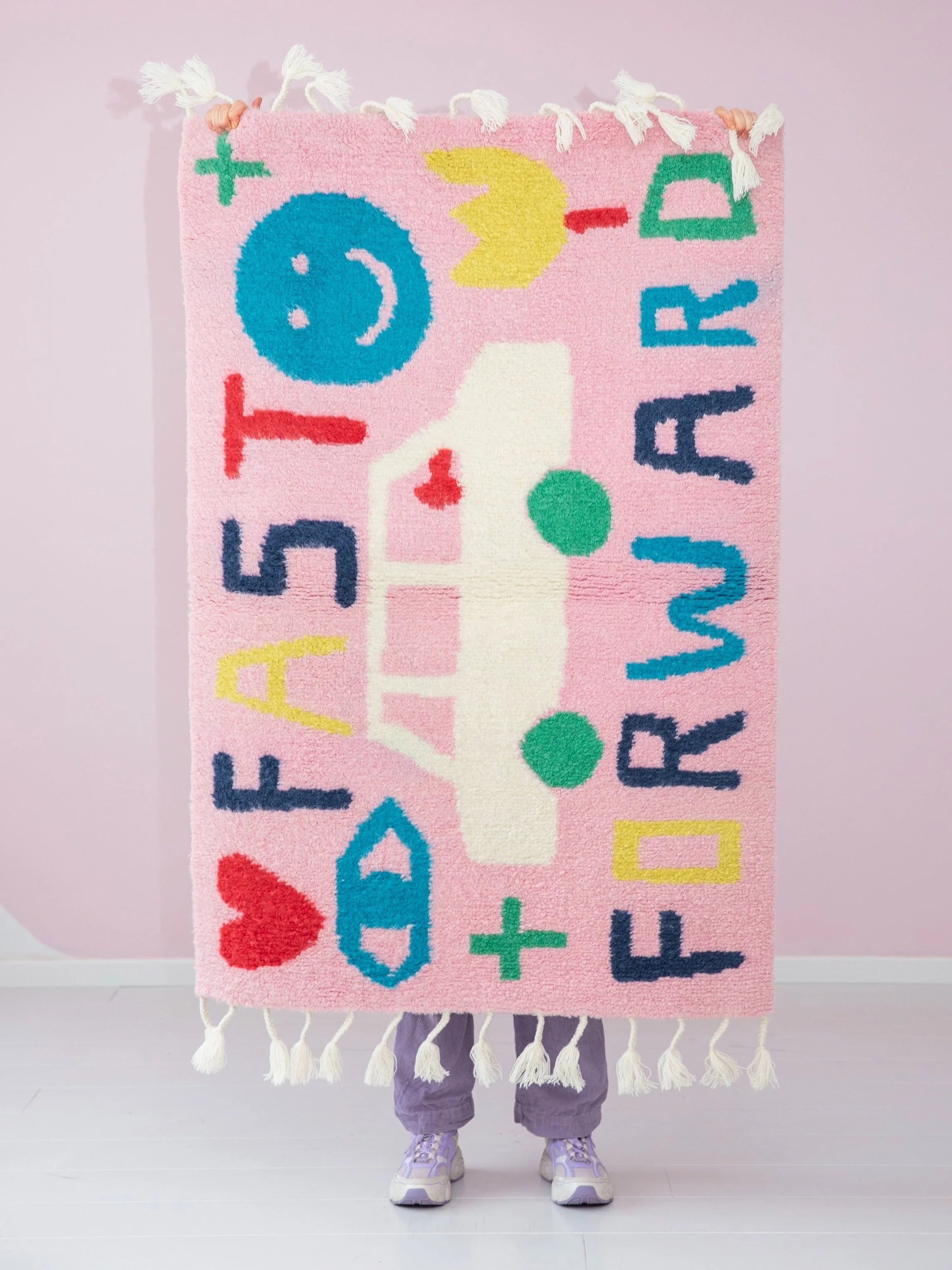 Fast Forward / wool rug small