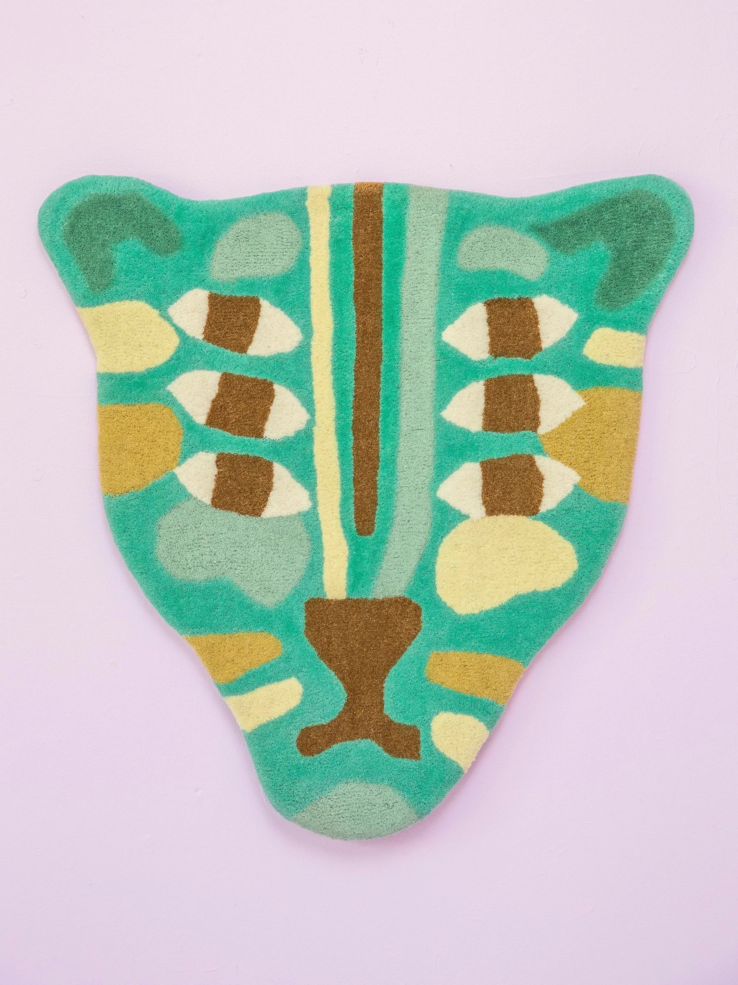 The Protector / tufted rug /green