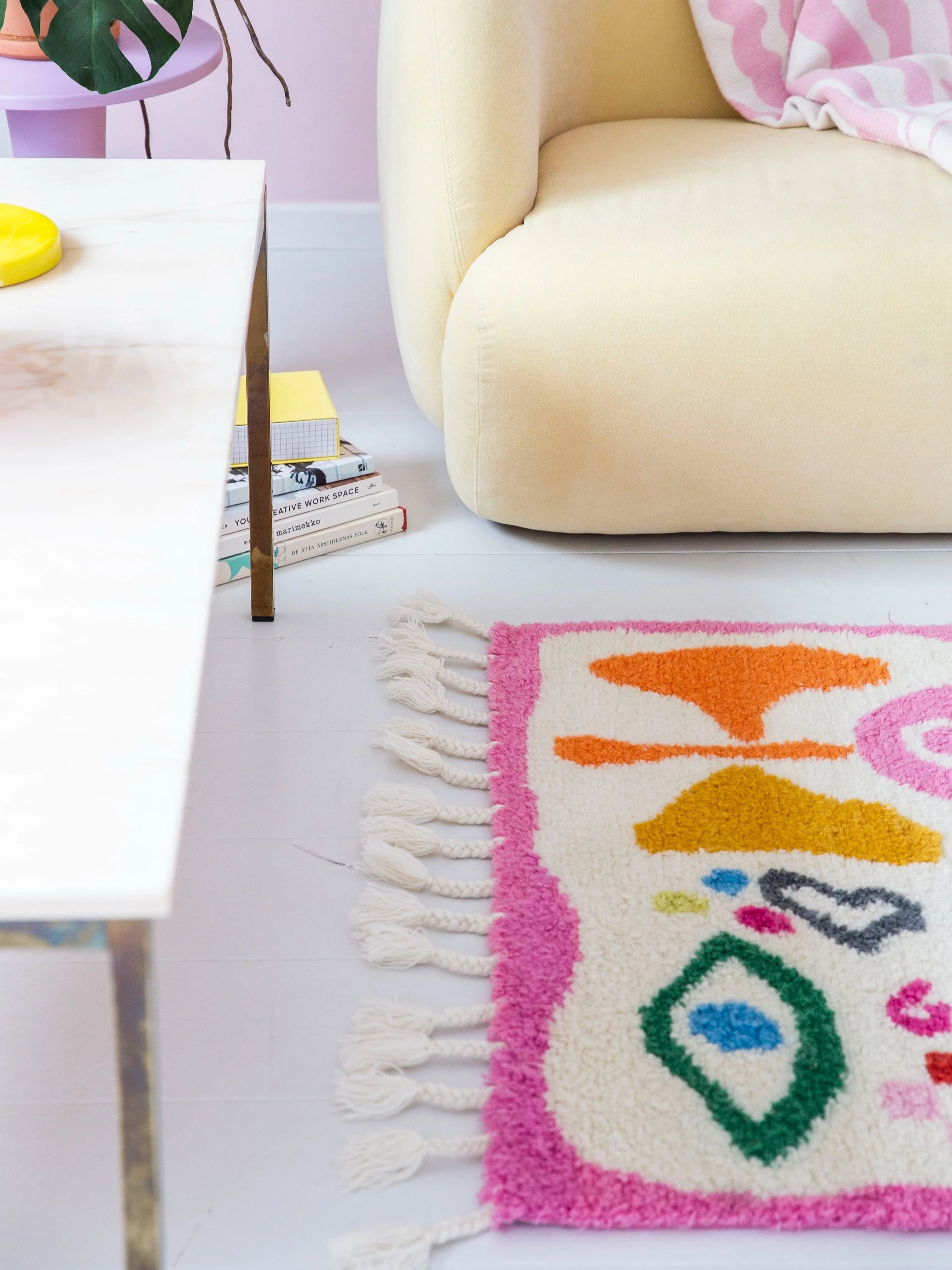 Grow with the flow / wool rug small