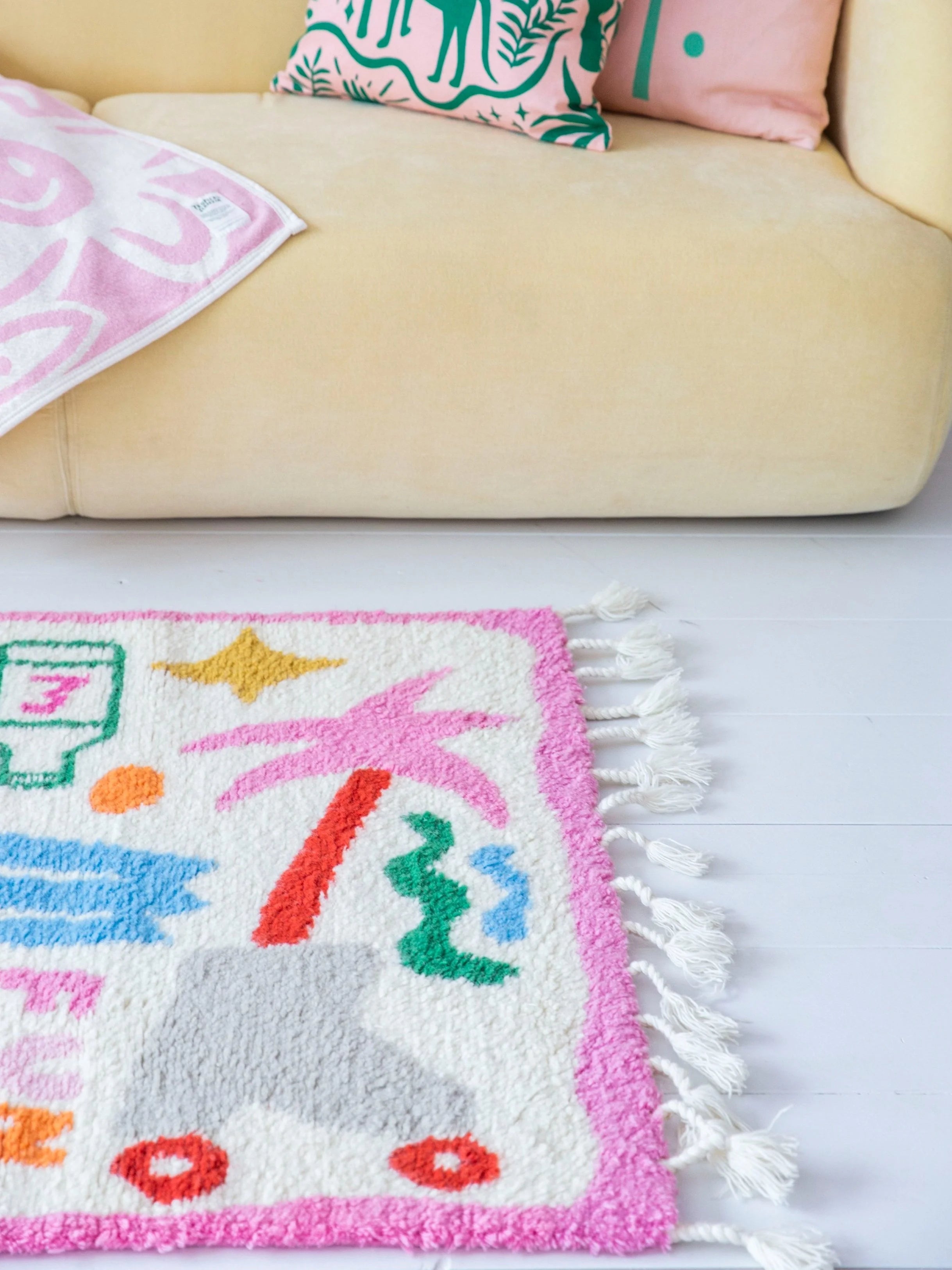 Grow with the flow / wool rug small
