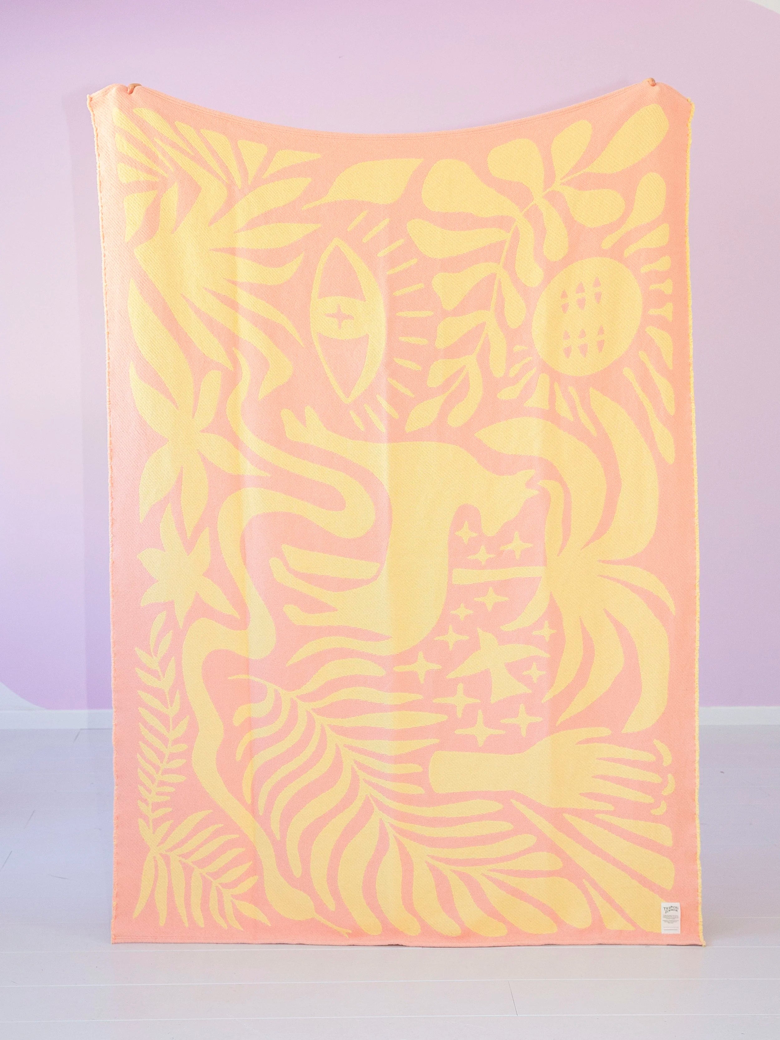 Totem animal garden / cotton blanket / pink & yellow