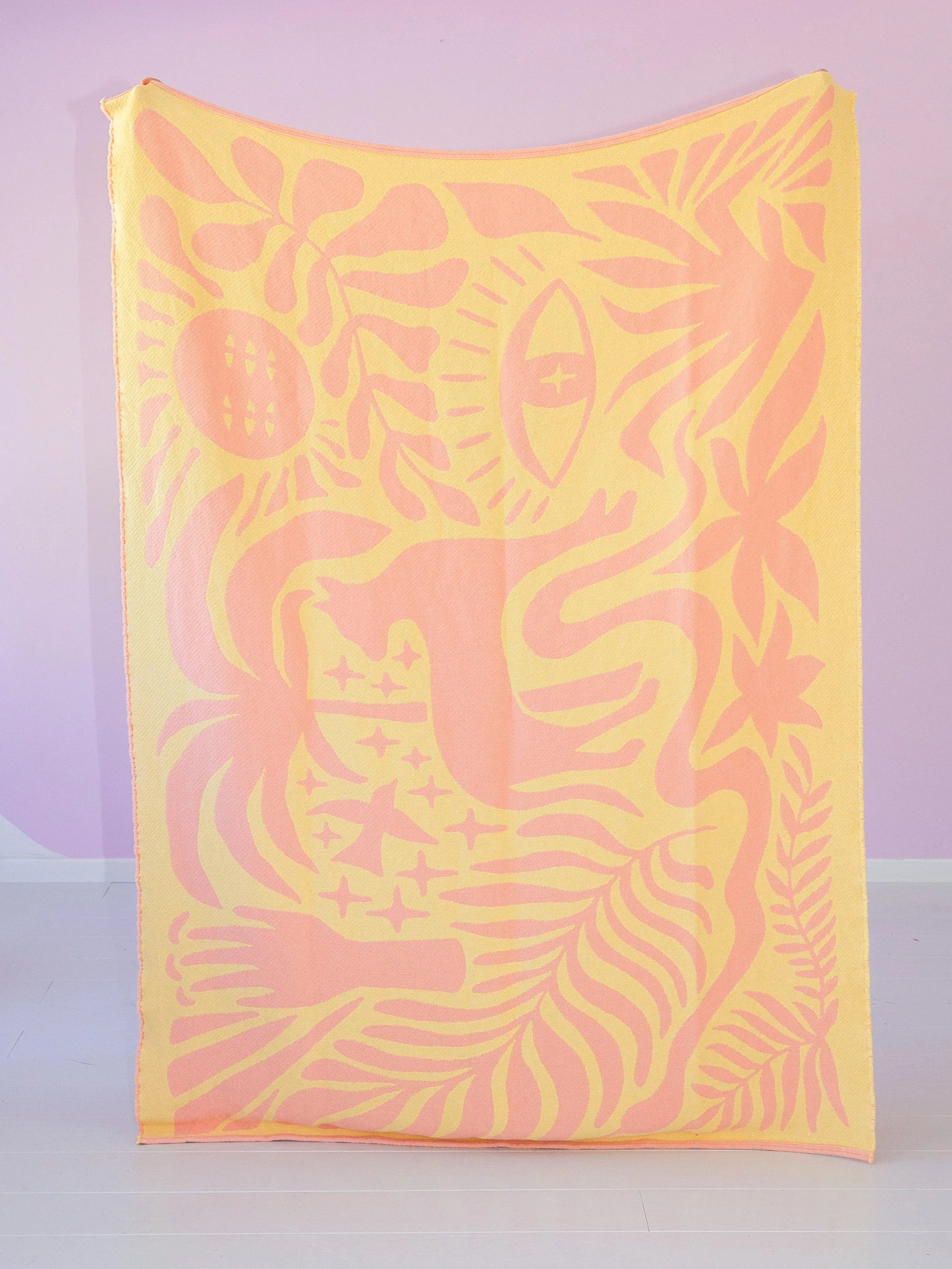 Totem animal garden / cotton blanket / pink & yellow