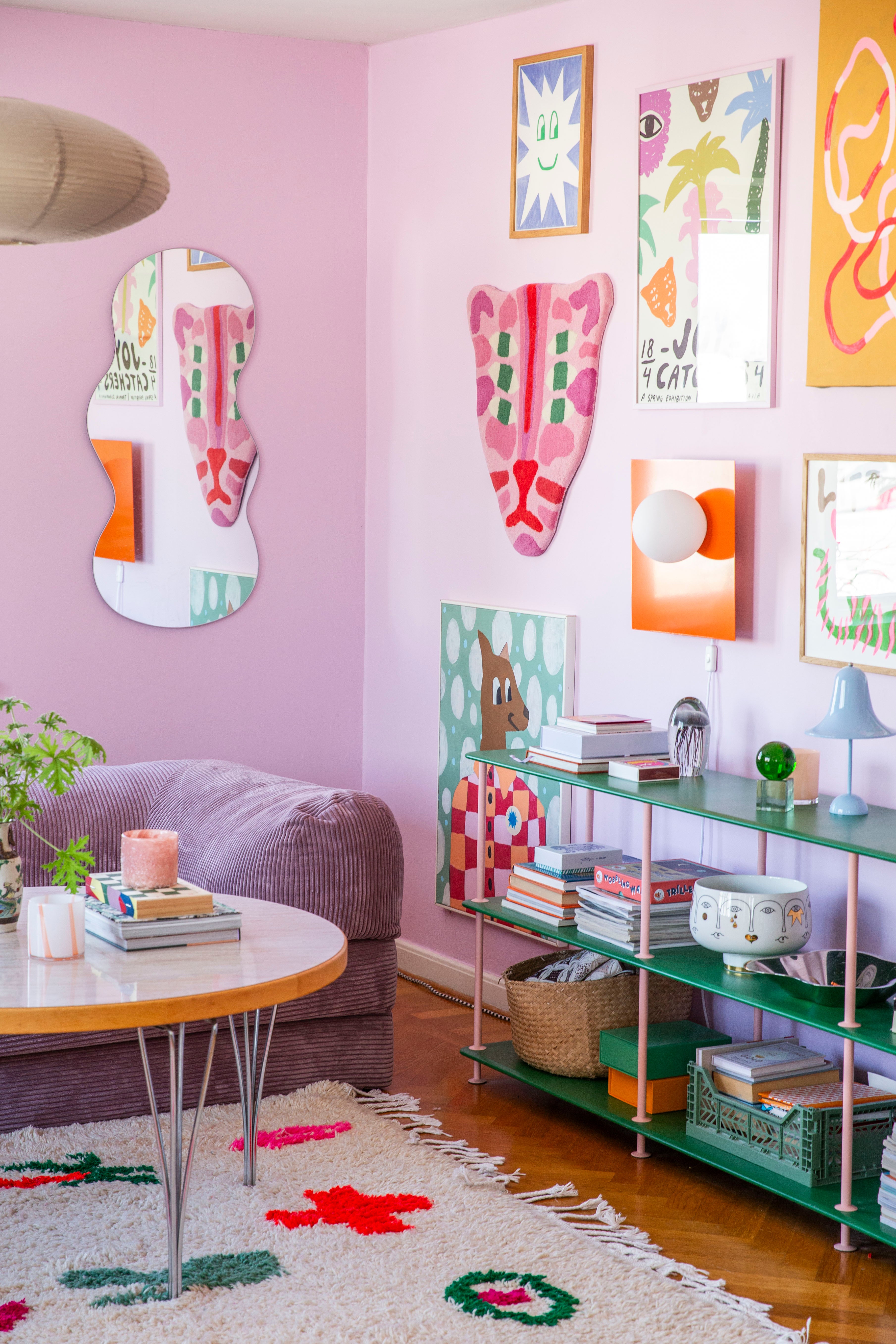 The Protector / tufted rug / pink & red