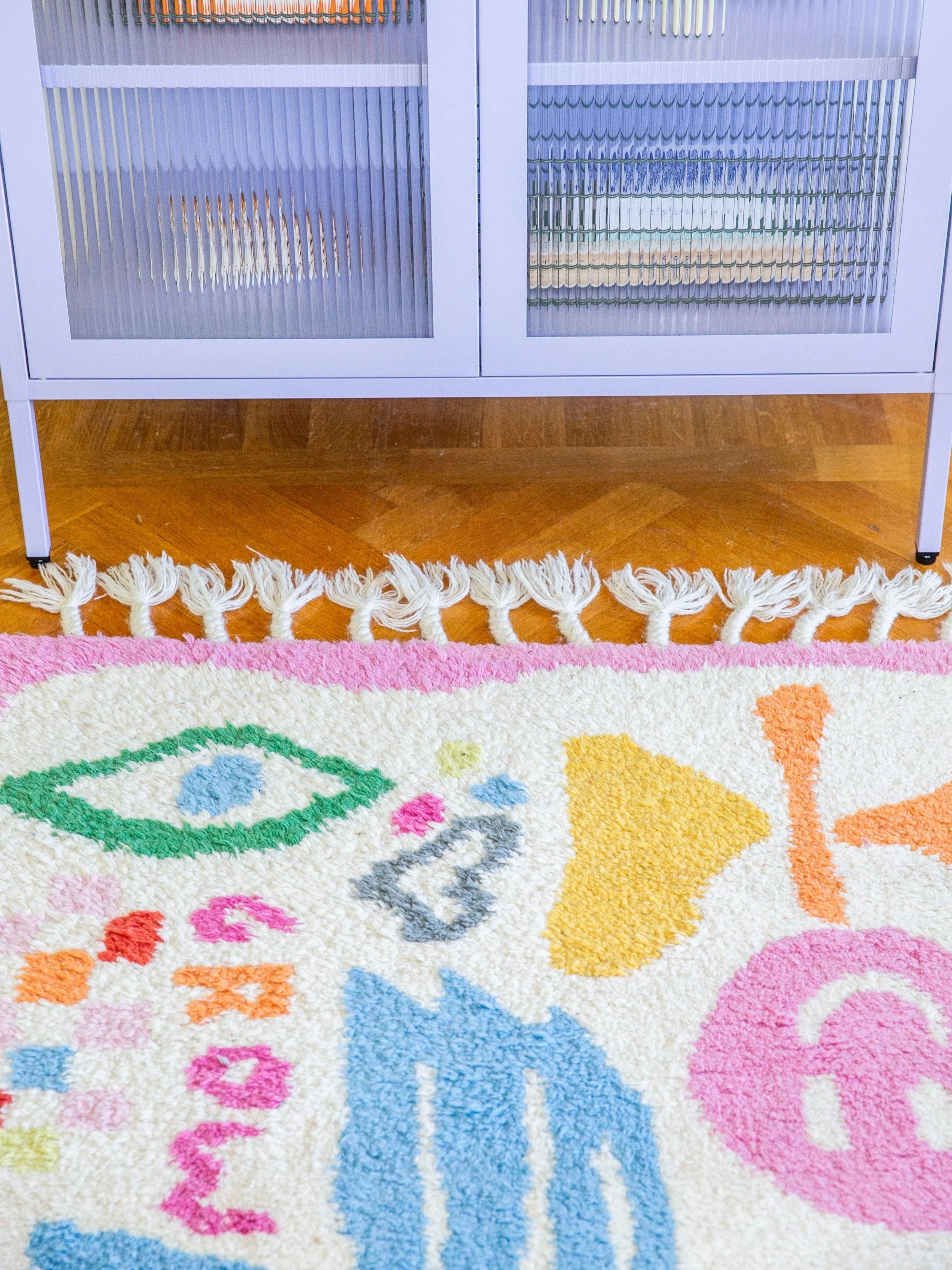 Grow with the flow / wool rug small